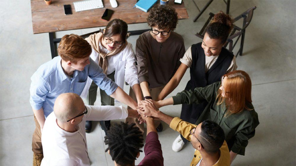 Las pymes que mejoran el bienestar de sus trabajadores ganan reputación, valor social y rendimiento económico - UCLM